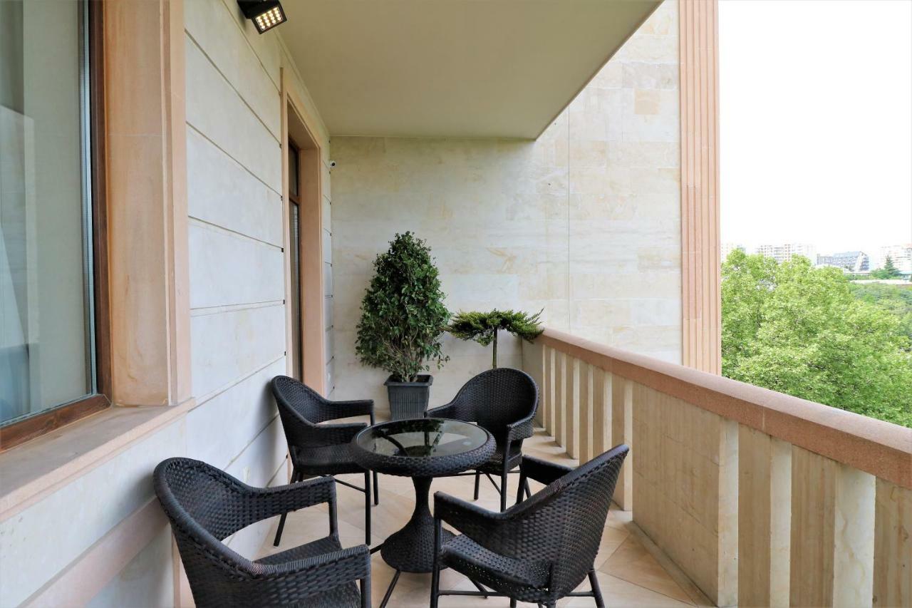 Luxury Aparthotel 5Rooms In Tbilisi Center Exterior foto